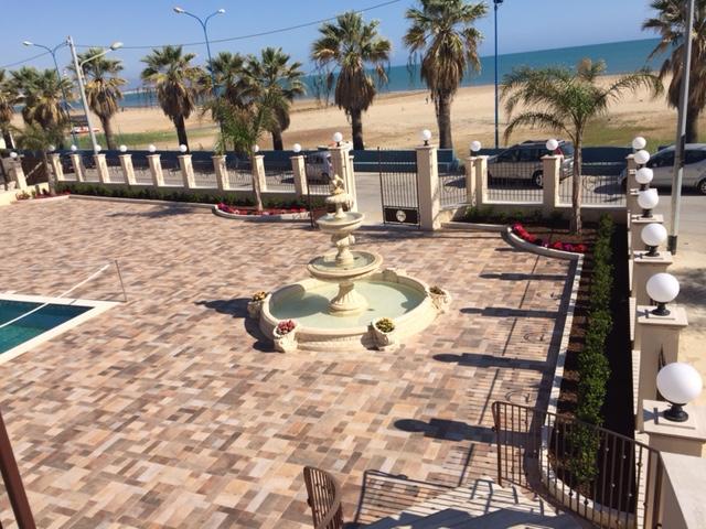 Hotel Riviera Palace ポルト・エンペードクレ エクステリア 写真