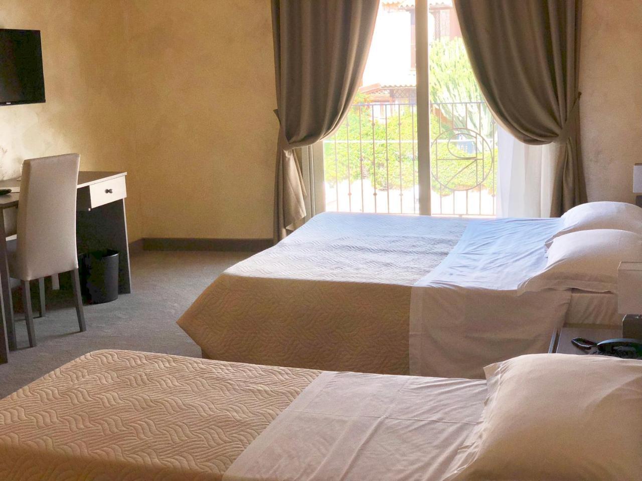 Hotel Riviera Palace ポルト・エンペードクレ 部屋 写真